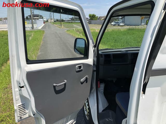 1999 Mitsubishi Minicab JDM car for sale — photo 8 of 21