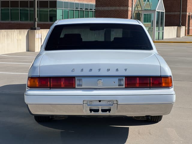 1999 Toyota Century JDM car for sale — photo 3 of 25