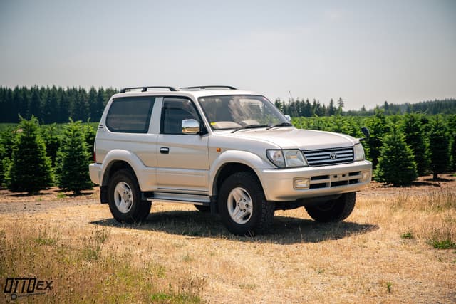 2000 Toyota Land Cruiser JDM car for sale — photo 16 of 25