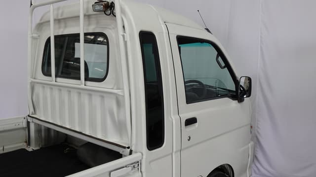 2000 Daihatsu Hijet JDM car for sale — photo 4 of 16