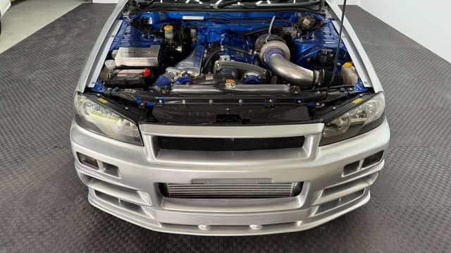 1998 Nissan Skyline JDM car for sale — photo 5 of 11