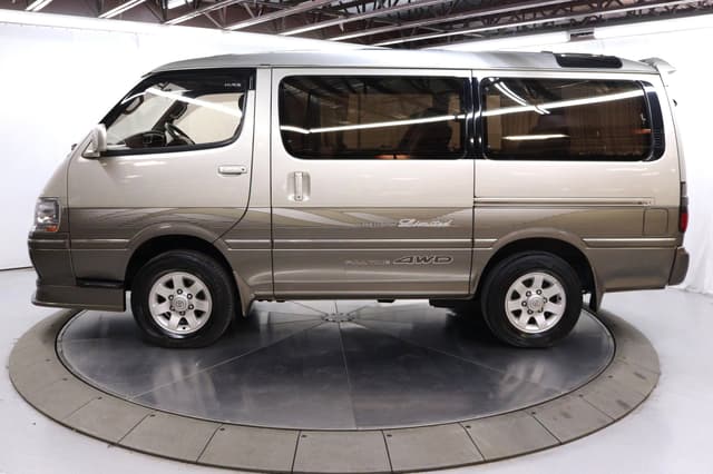 1997 Toyota HiAce JDM car for sale — photo 4 of 25