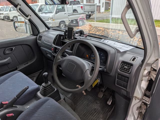 2001 Suzuki Every JDM car for sale — photo 13 of 23
