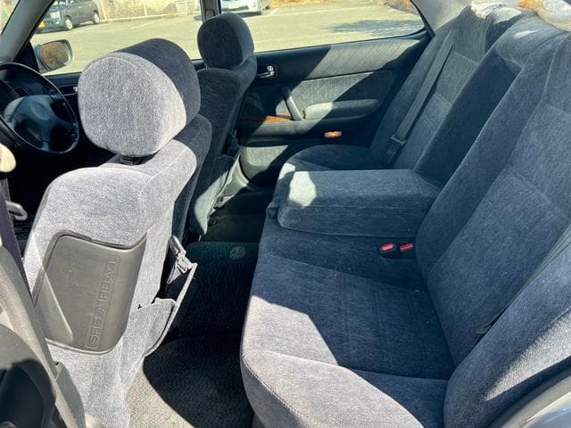 1997 Nissan Gloria JDM car for sale — photo 20 of 25