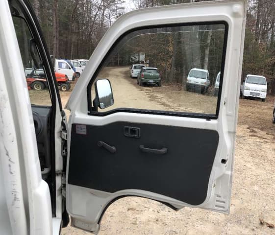 1998 Daihatsu Hijet JDM car for sale — photo 19 of 25