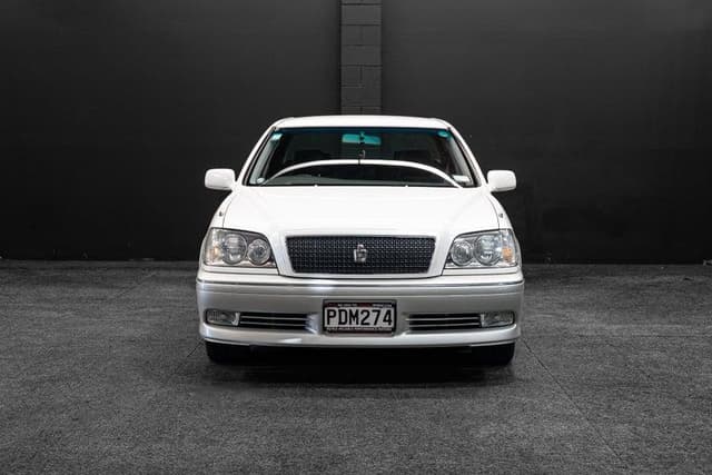 2000 Toyota Crown JDM car for sale — photo 10 of 20