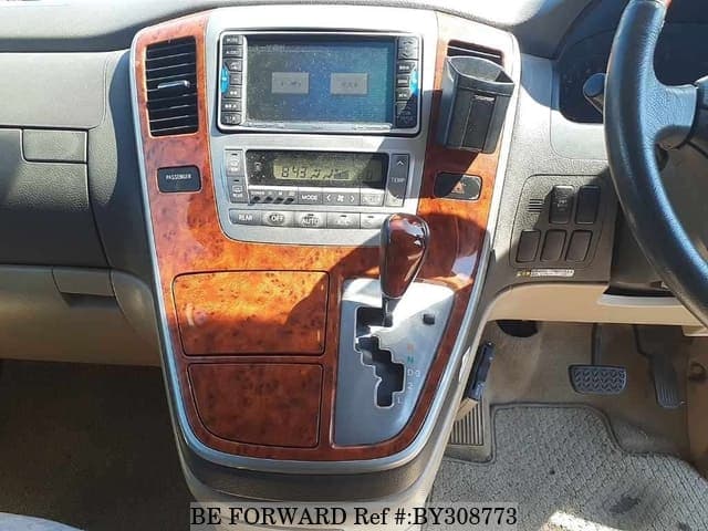 2005 Toyota Alphard JDM car for sale — photo 7 of 8