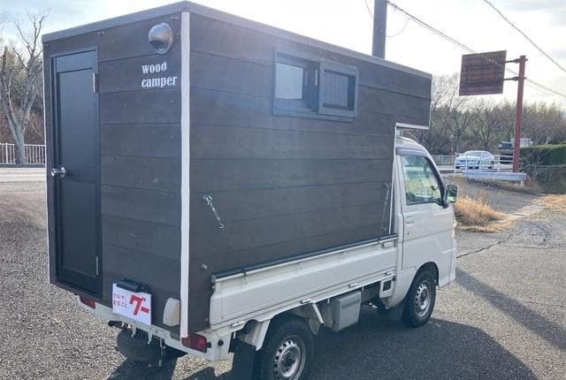 2009 Daihatsu Hijet JDM car for sale — photo 5 of 25