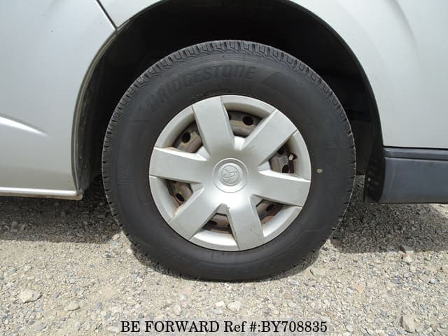 2006 Toyota HiAce JDM car for sale — photo 12 of 25