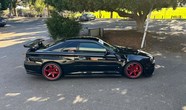 1999 Nissan Skyline JDM car for sale — photo 10 of 11