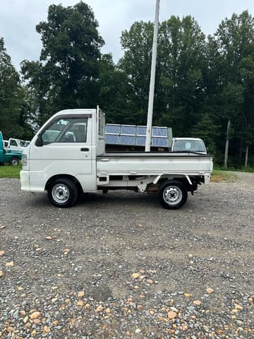 2000 Daihatsu Hijet JDM car for sale — photo 13 of 25