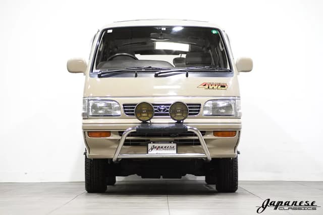 1995 Toyota HiAce JDM car for sale — photo 2 of 25