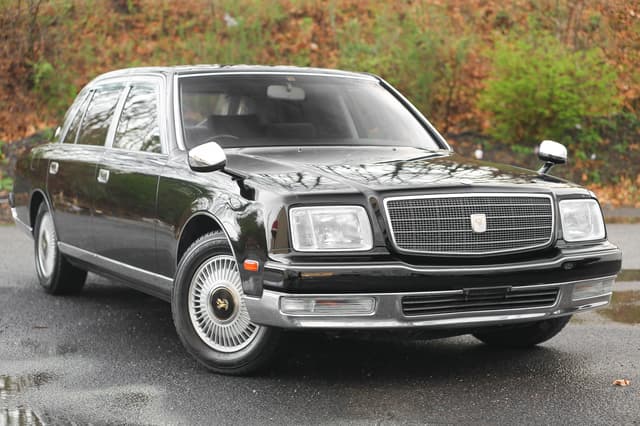 1997 Toyota Century JDM car for sale — photo 4 of 25