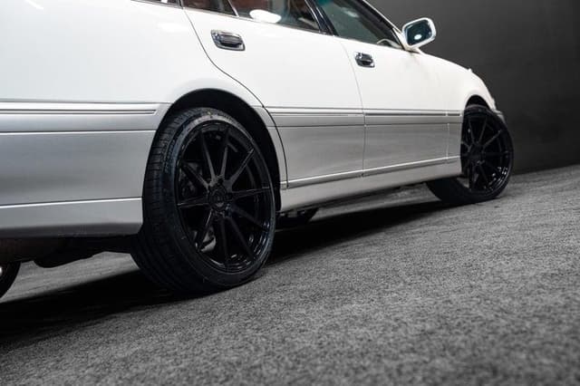 2003 Toyota Crown JDM car for sale — photo 13 of 18