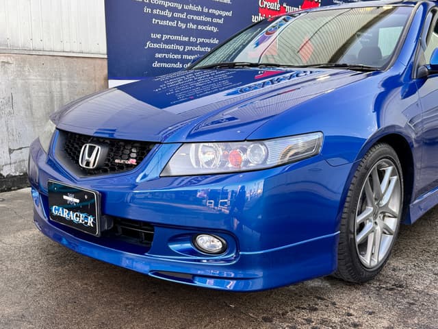 2005 Honda Accord JDM car for sale — photo 10 of 25