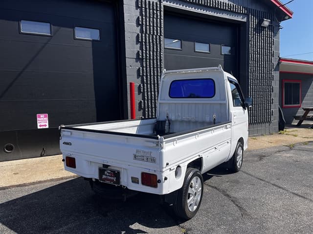 1998 Daihatsu Hijet JDM car for sale — photo 10 of 25