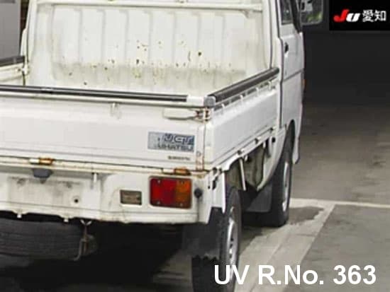 1998 Daihatsu Hijet JDM car for sale — photo 8 of 8