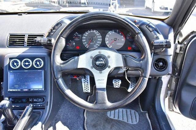 1994 Nissan Skyline JDM car for sale — photo 16 of 25