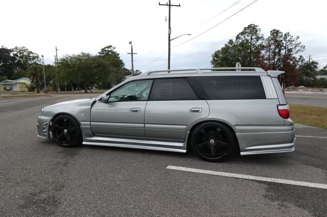 2000 Nissan Stagea JDM car for sale — photo 15 of 17
