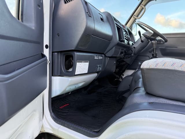 1999 Toyota Dyna JDM car for sale — photo 24 of 24