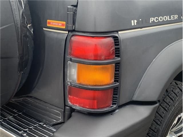 1992 Mitsubishi Pajero JDM car for sale — photo 9 of 25