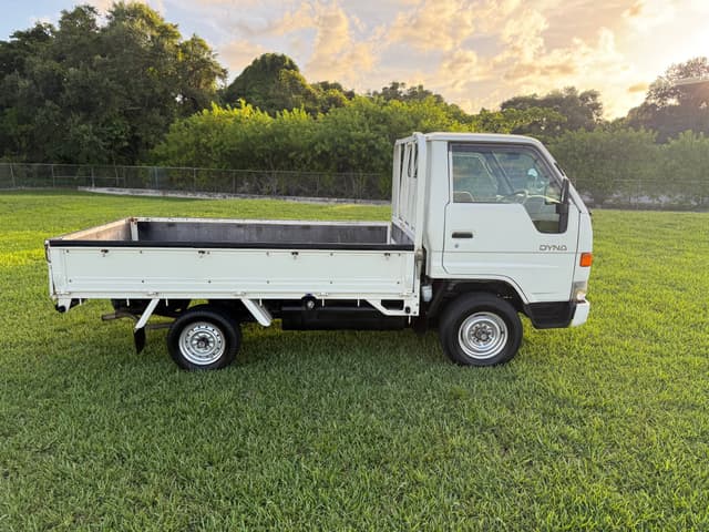 1999 Toyota Dyna JDM car for sale — photo 7 of 24