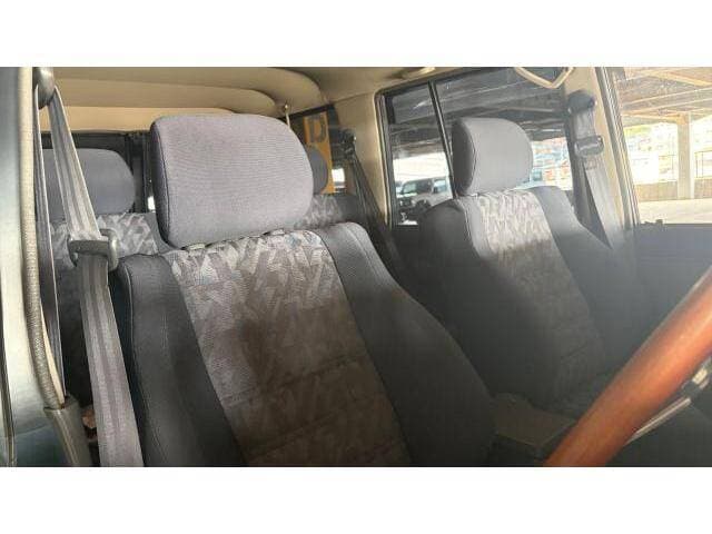 1995 Toyota Land Cruiser JDM car for sale — photo 6 of 20