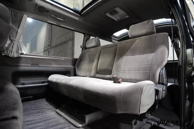 1996 Toyota HiAce JDM car for sale — photo 19 of 25
