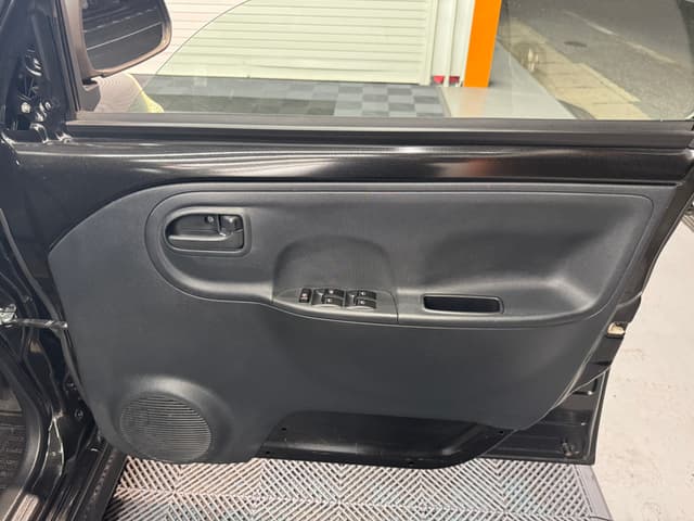 2010 Daihatsu Esse JDM car for sale — photo 19 of 25