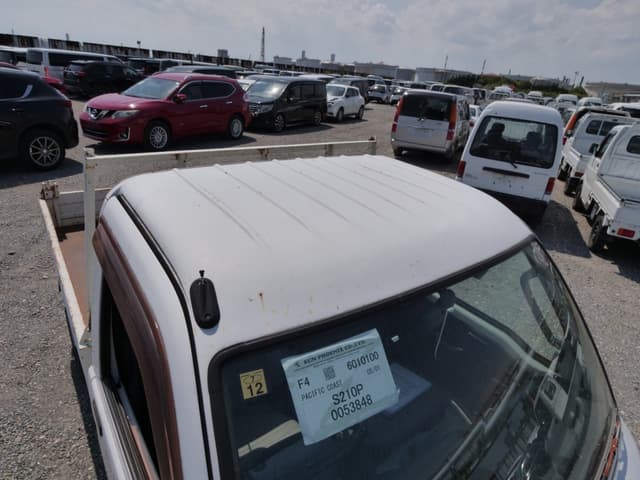 2000 Daihatsu Hijet JDM car for sale — photo 13 of 25
