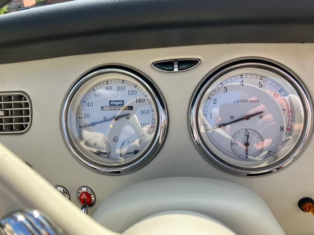 1991 Nissan Figaro JDM car for sale — photo 4 of 11