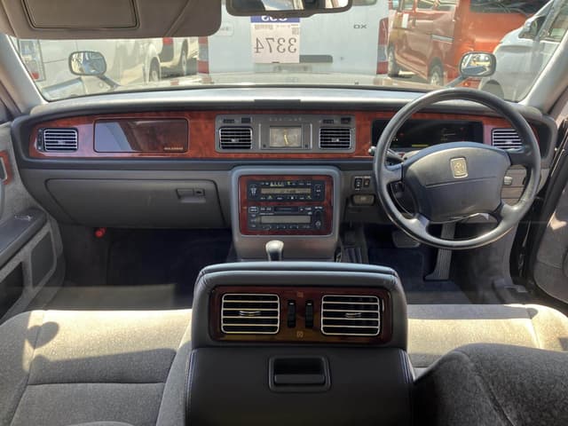 2001 Toyota Century JDM car for sale — photo 5 of 10