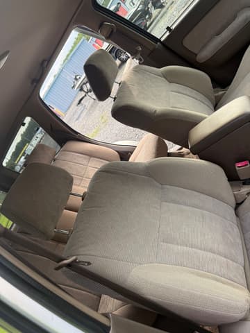 1998 Toyota Hilux Surf JDM car for sale — photo 21 of 25