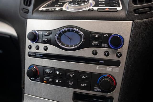 2009 Nissan Skyline JDM car for sale — photo 8 of 15