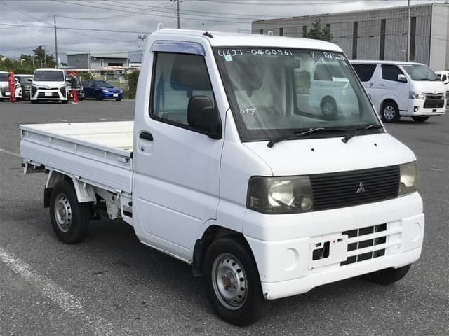 2001 Mitsubishi Minicab JDM car for sale — photo 3 of 24