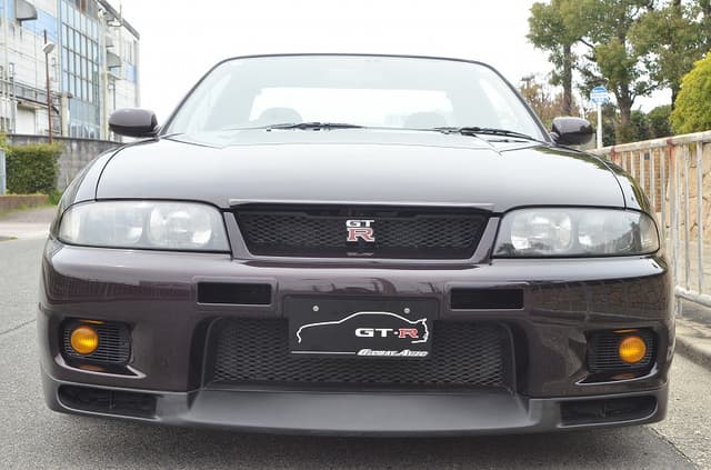 1996 Nissan Skyline JDM car for sale — photo 2 of 11