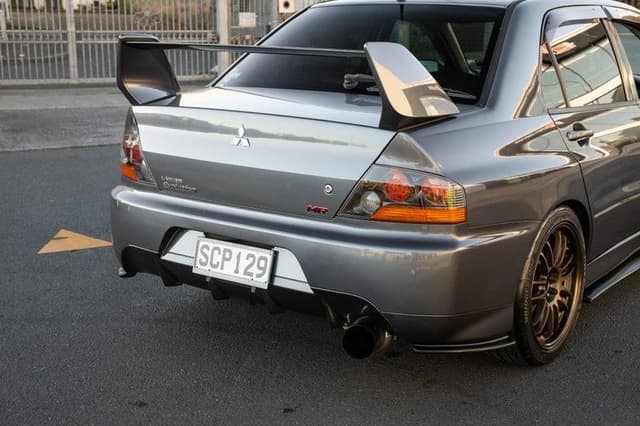 2006 Mitsubishi Lancer Evolution JDM car for sale — photo 4 of 20