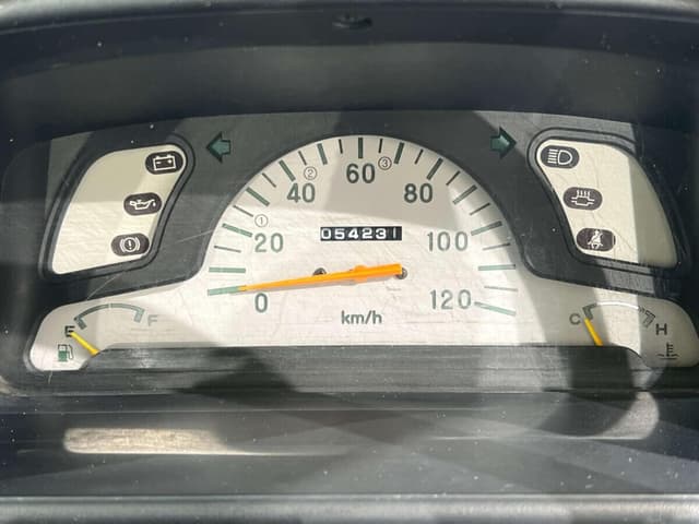 1996 Mitsubishi Minicab JDM car for sale — photo 8 of 10