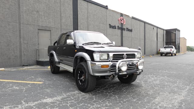 1997 Toyota Hilux JDM car for sale — photo 2 of 15