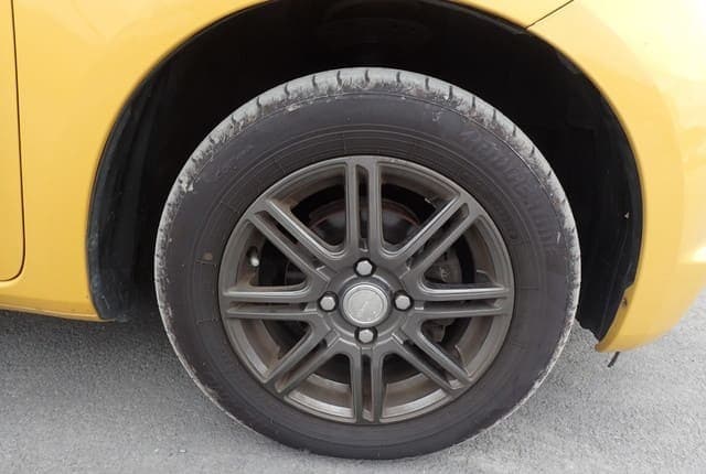 2010 Honda Fit JDM car for sale — photo 12 of 25