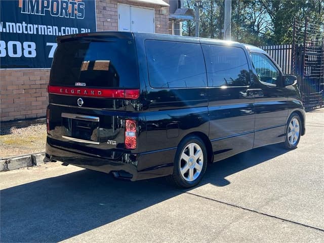2008 Nissan Elgrand JDM car for sale — photo 6 of 16