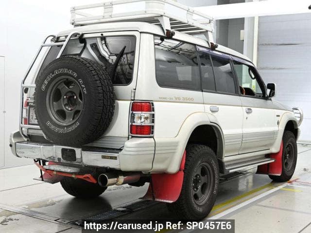 1995 Mitsubishi Pajero JDM car for sale — photo 2 of 3