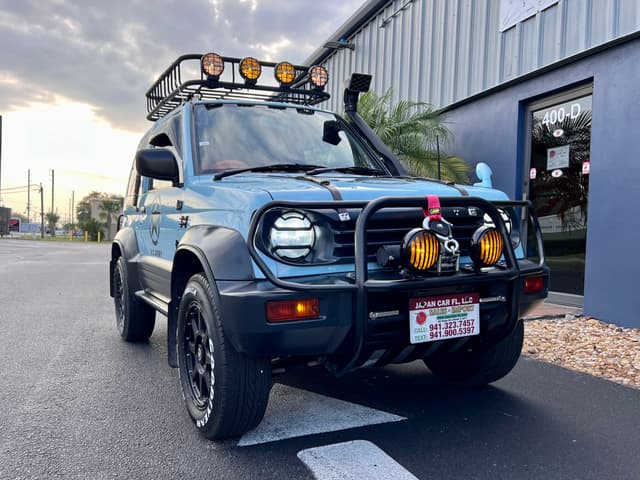 1996 Mitsubishi Pajero JDM car for sale — photo 2 of 26