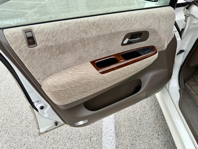 2000 Honda Odyssey JDM car for sale — photo 24 of 25