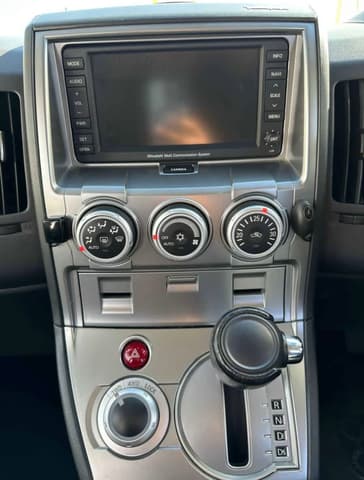 2007 Mitsubishi Delica JDM car for sale — photo 10 of 13