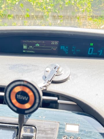 2014 Toyota Prius JDM car for sale — photo 2 of 14