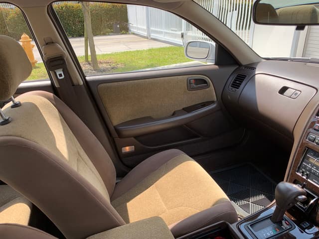 1995 Toyota Cresta JDM car for sale — photo 7 of 21