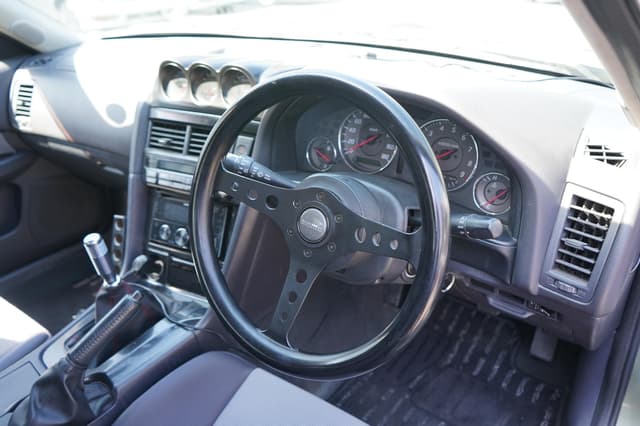 1999 Nissan Skyline JDM car for sale — photo 16 of 25
