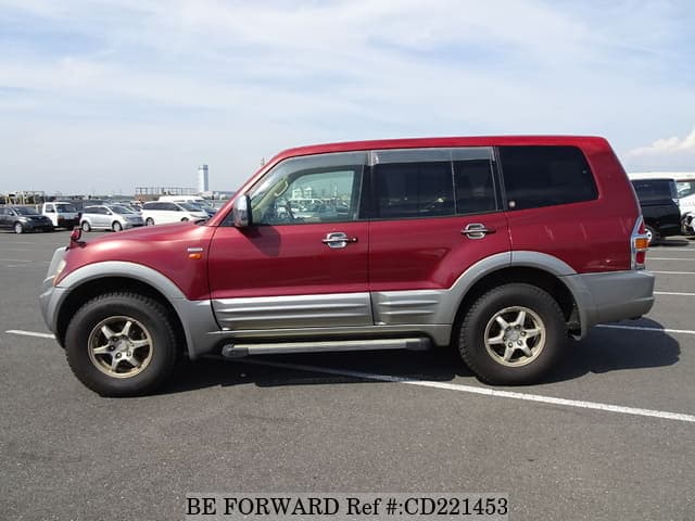 2001 Mitsubishi Pajero JDM car for sale — photo 2 of 20
