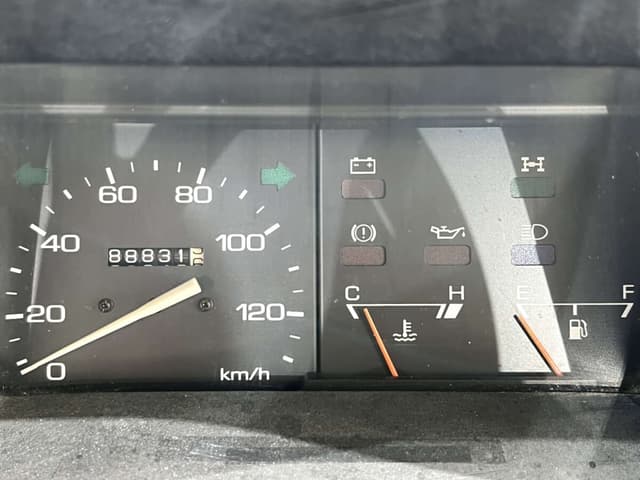 1990 Daihatsu Hijet JDM car for sale — photo 7 of 24